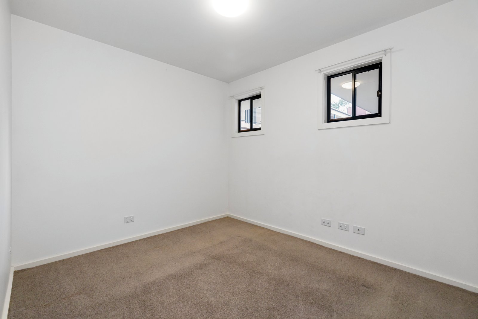 Gallery: 213/436-442 Huntingdale Road