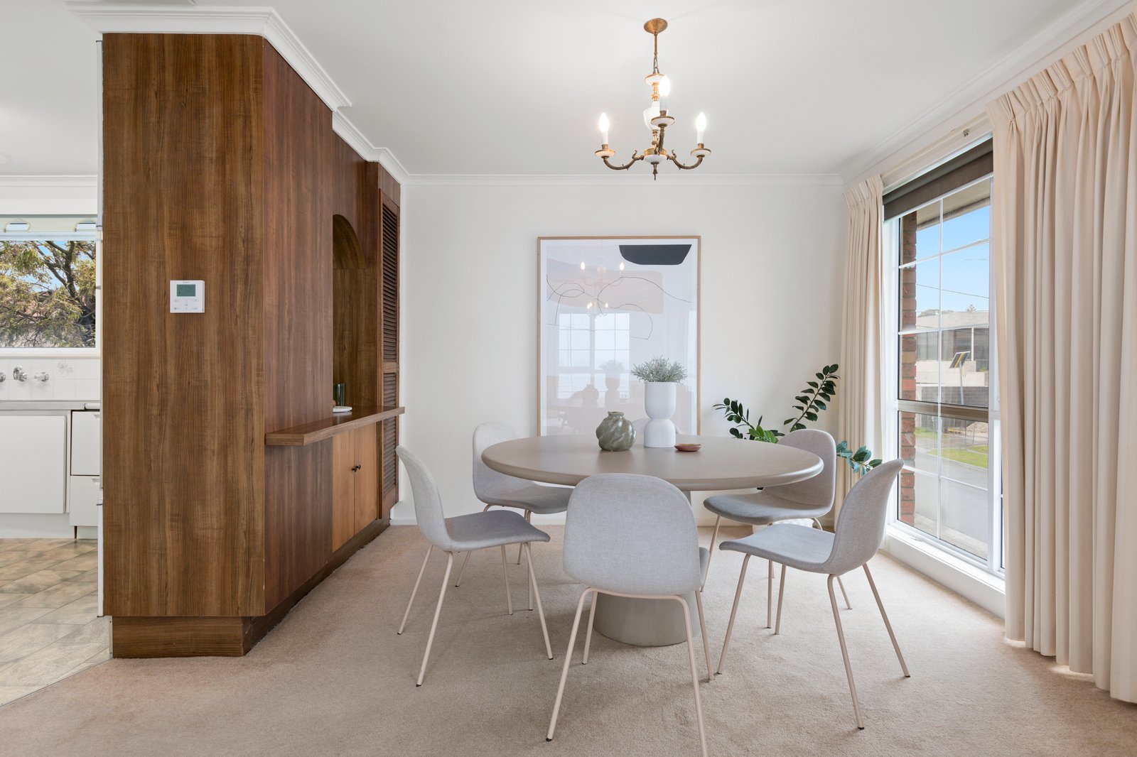 Gallery: 2/135 Beach Road