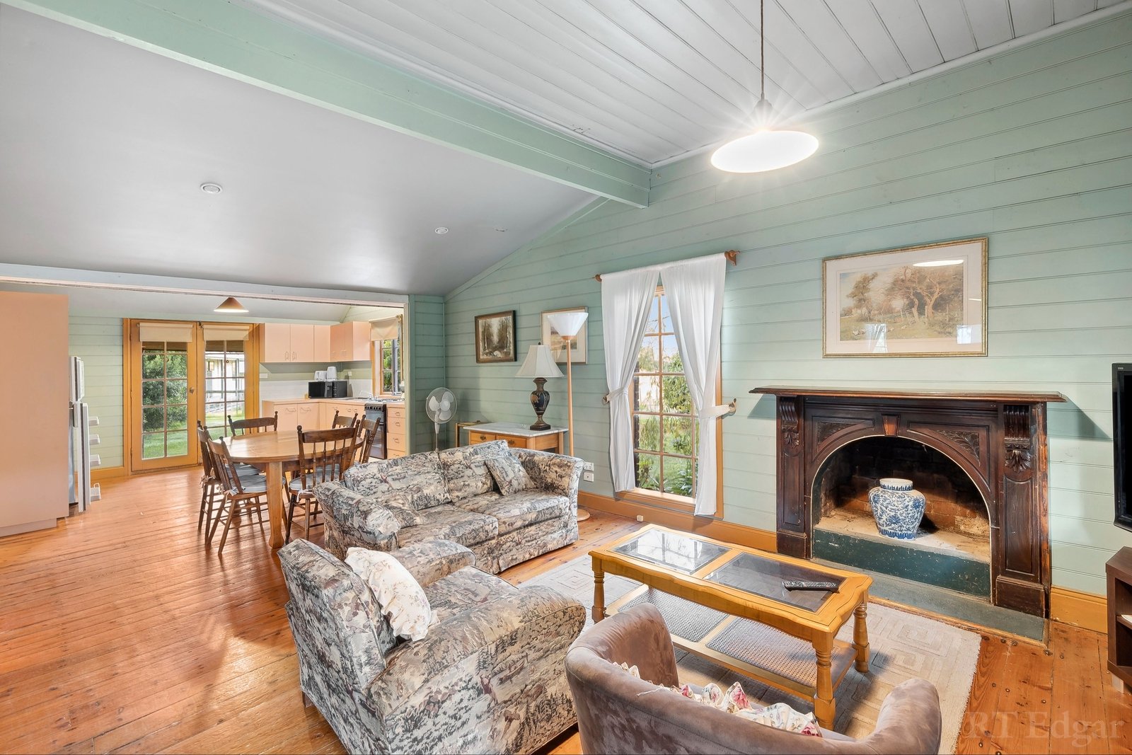 Real Estate and Property in 2135 Bellarine Highway, Point Lonsdale, VIC