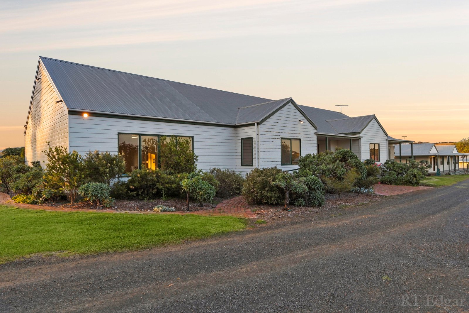 Real Estate and Property in 2135 Bellarine Highway, Point Lonsdale, VIC