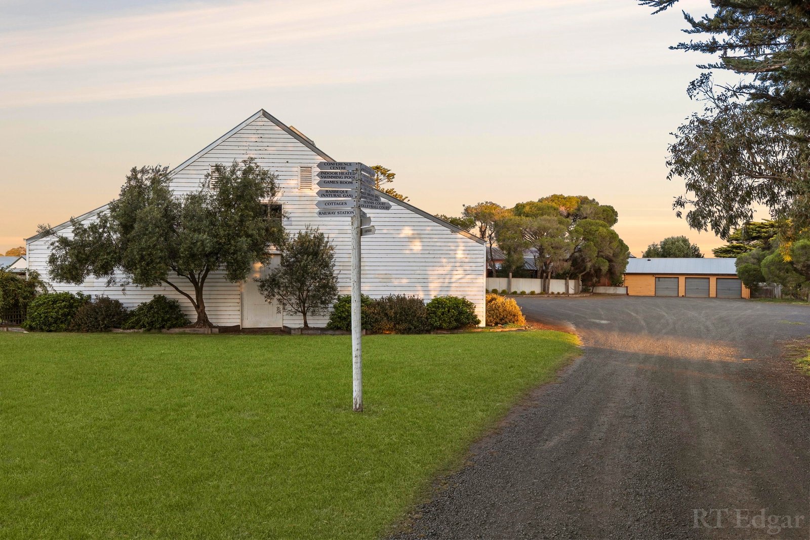 Real Estate and Property in 2135 Bellarine Highway, Point Lonsdale, VIC