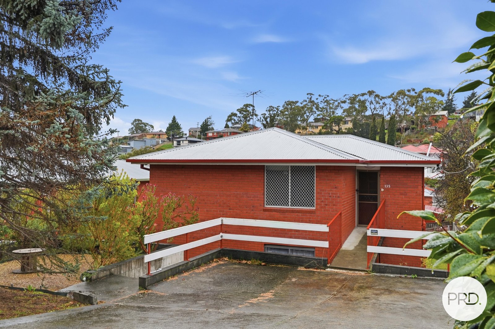 2/135 Springfield Avenue WEST MOONAH 2