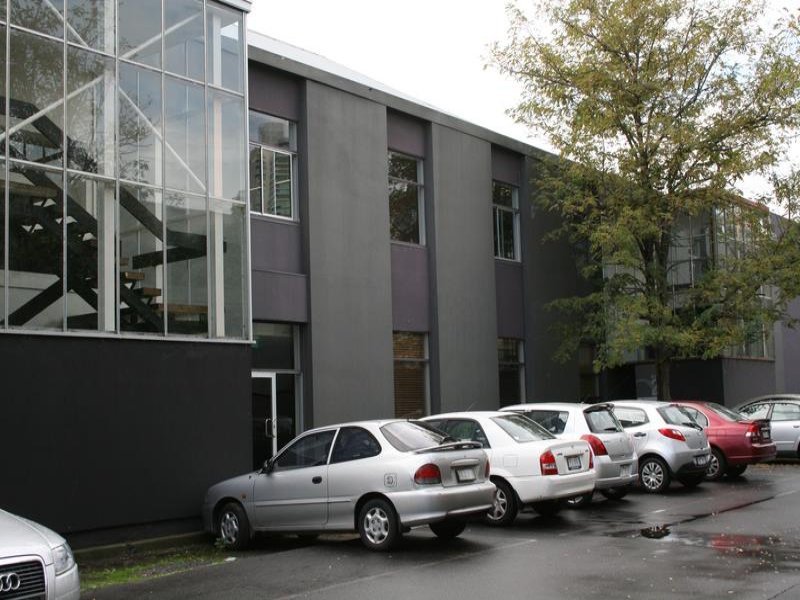 Gallery: 2/135 Sturt Street