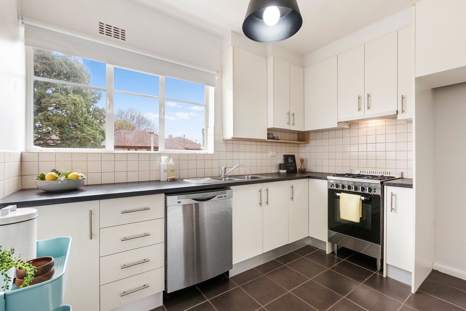 Gallery: 21/350 Dandenong Road