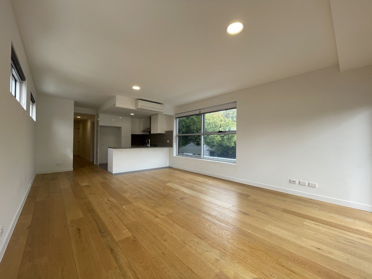 Gallery: 2/1351 Toorak Road