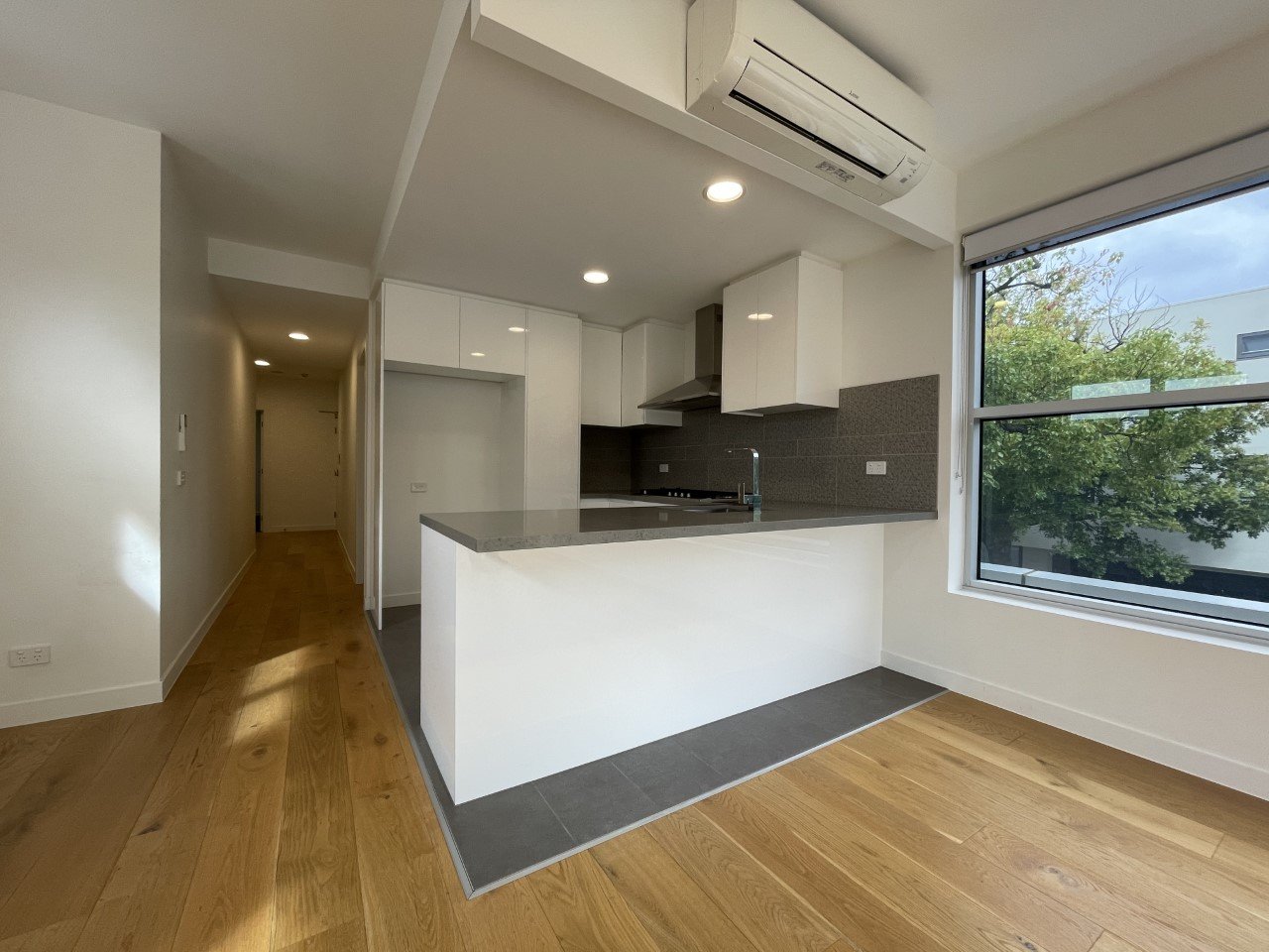 Gallery: 2/1351 Toorak Road