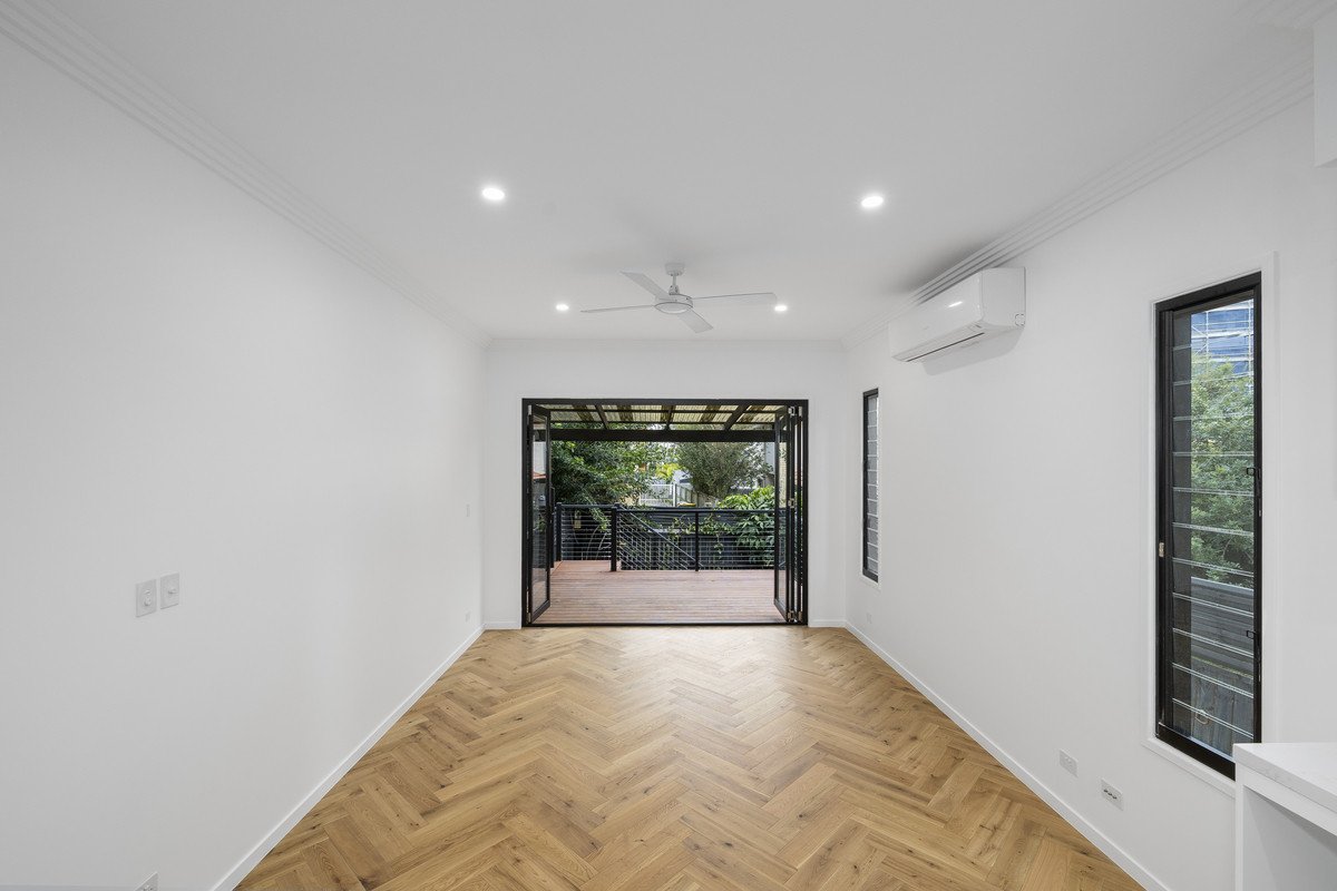 2/1358 Gold Coast Highway Palm Beach 7