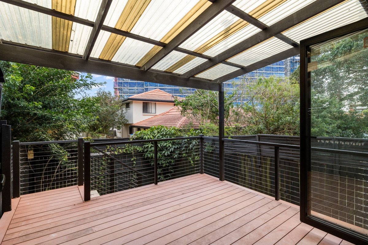 2/1358 Gold Coast Highway Palm Beach 15