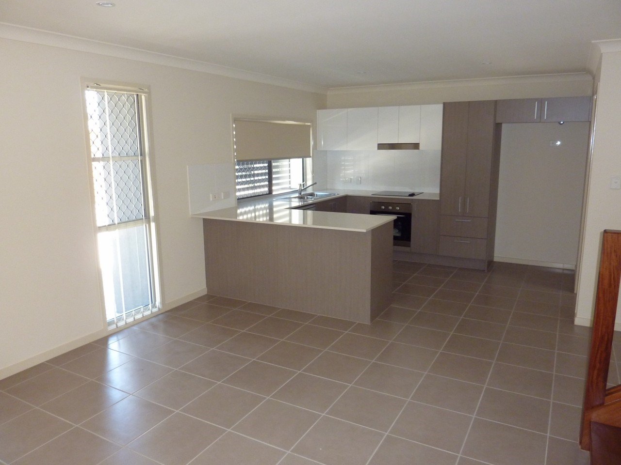 2/136 Central Street LABRADOR 4