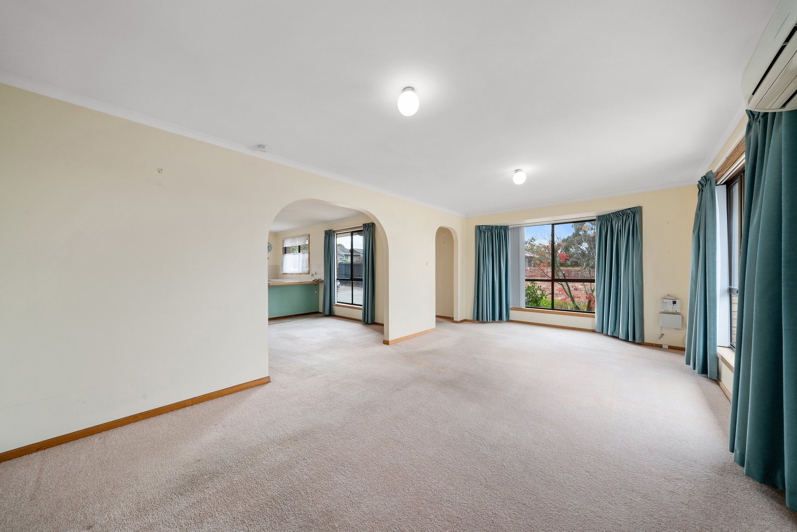 2/136 Hopkins Street MOONAH 8
