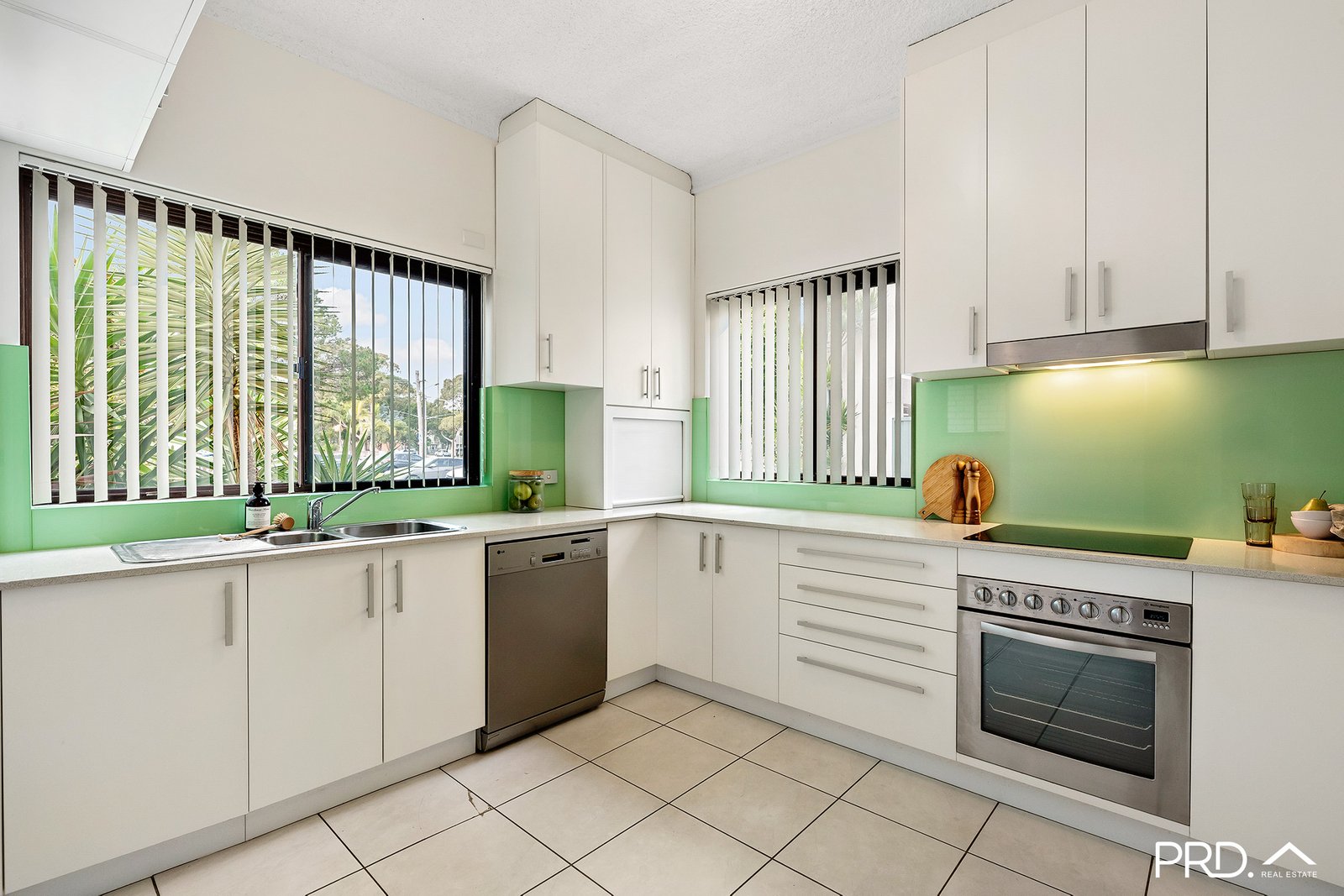 2/137-139 Alfred Street SANS SOUCI 2