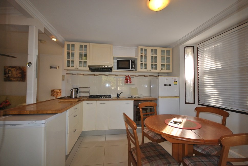 2/138 Johnston Street SOUTHPORT 4