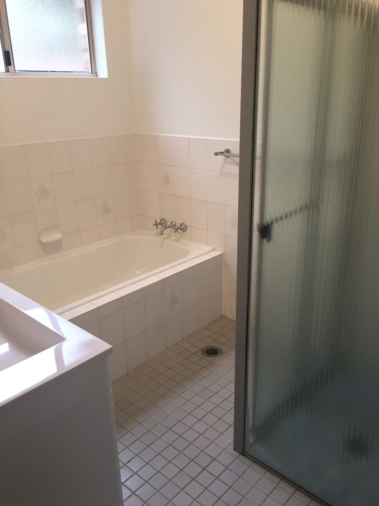 2/139 Old Main Rd  ANNA BAY 9