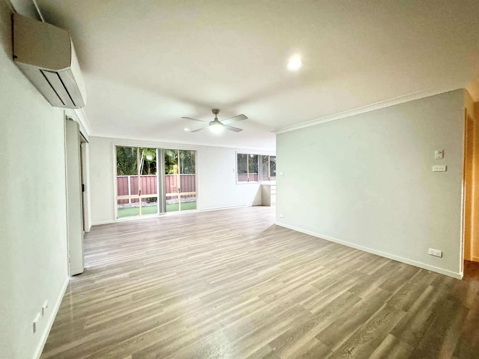 2/139 Old Main Road ANNA BAY 4