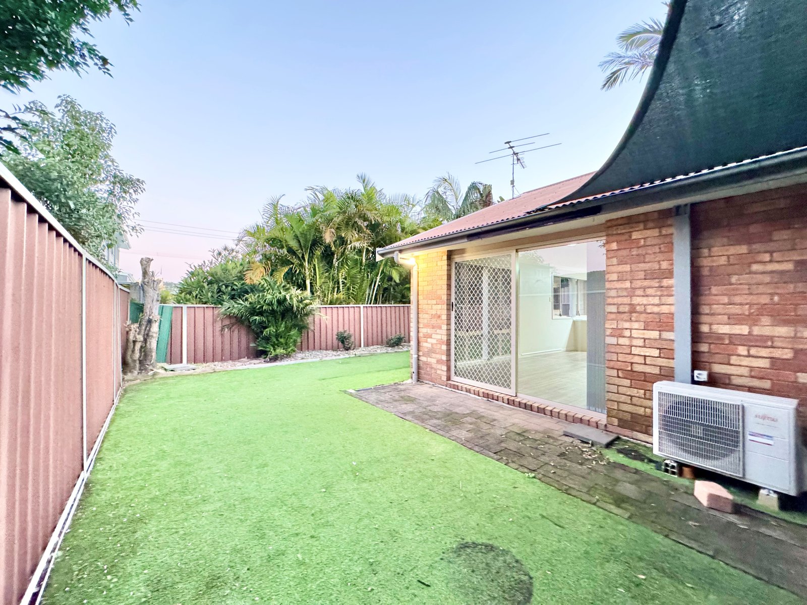 2/139 Old Main Road ANNA BAY 8