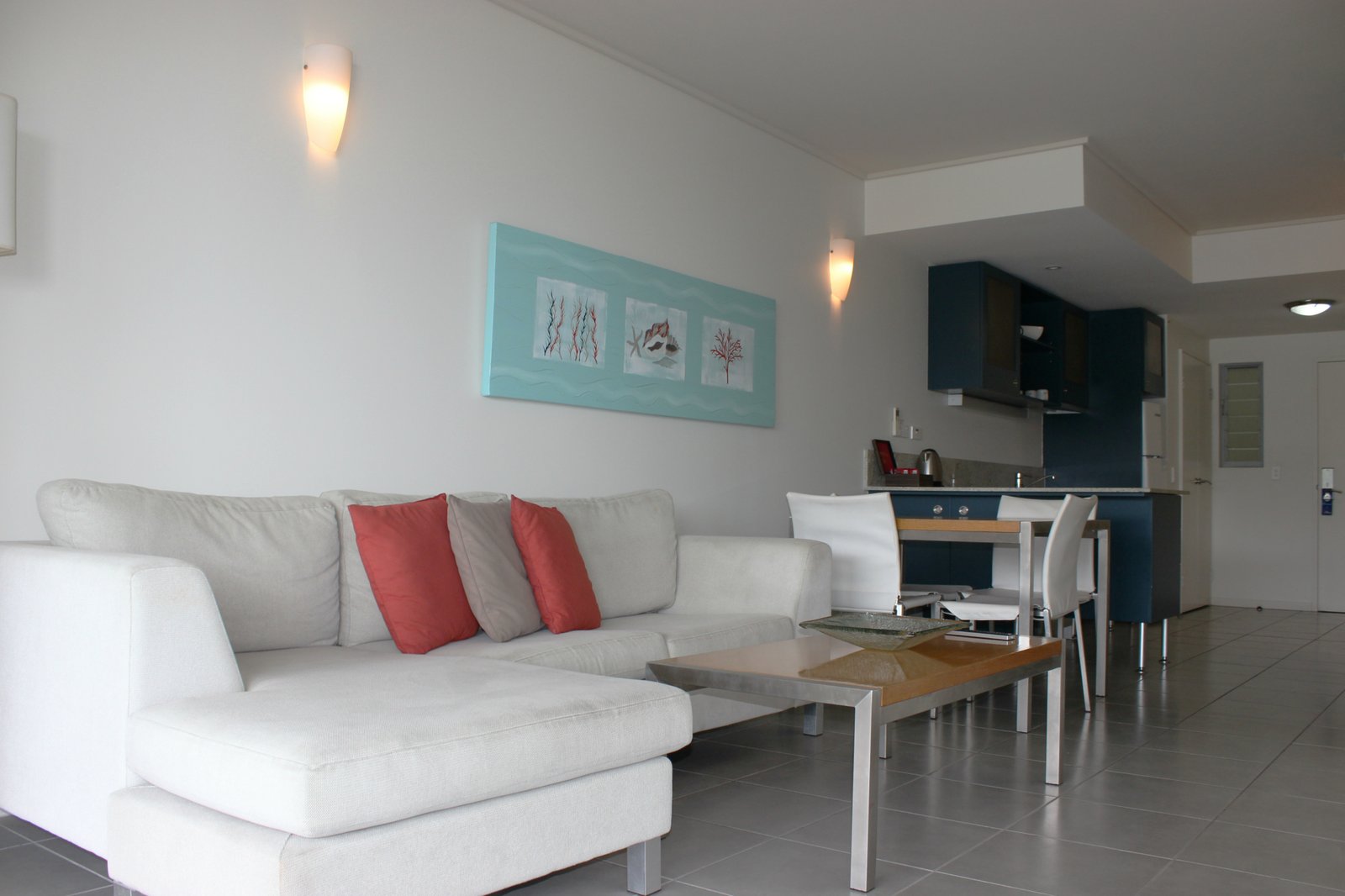 213/9A Hermitage Drive AIRLIE BEACH 2