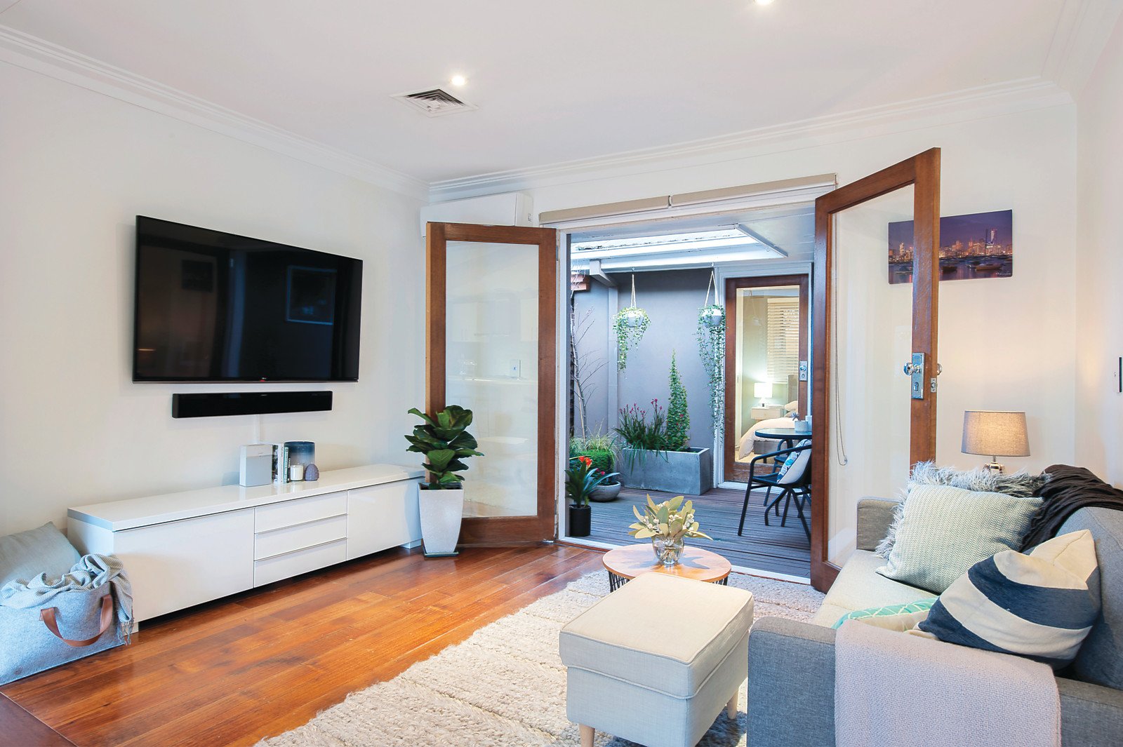 214 Albert Street, Port Melbourne, VIC