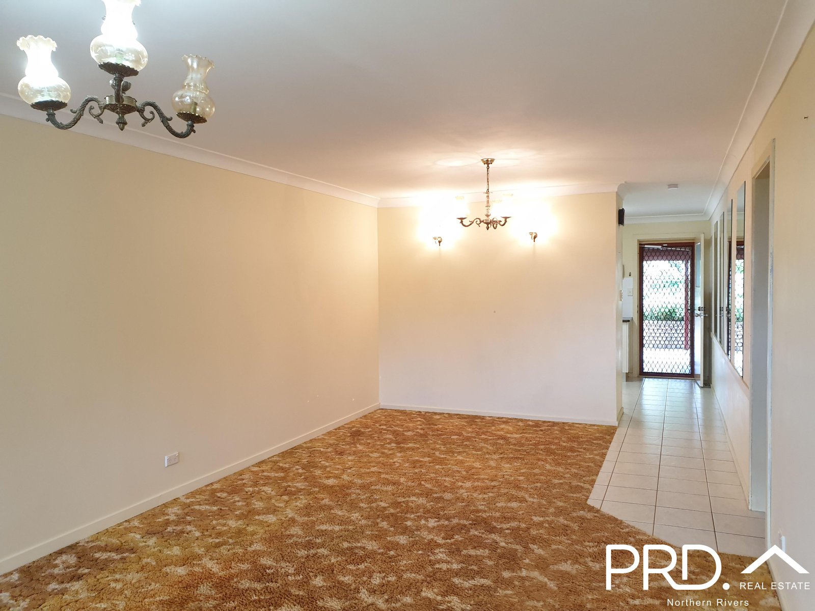 2/14 Andrews Crescent GOONELLABAH 4