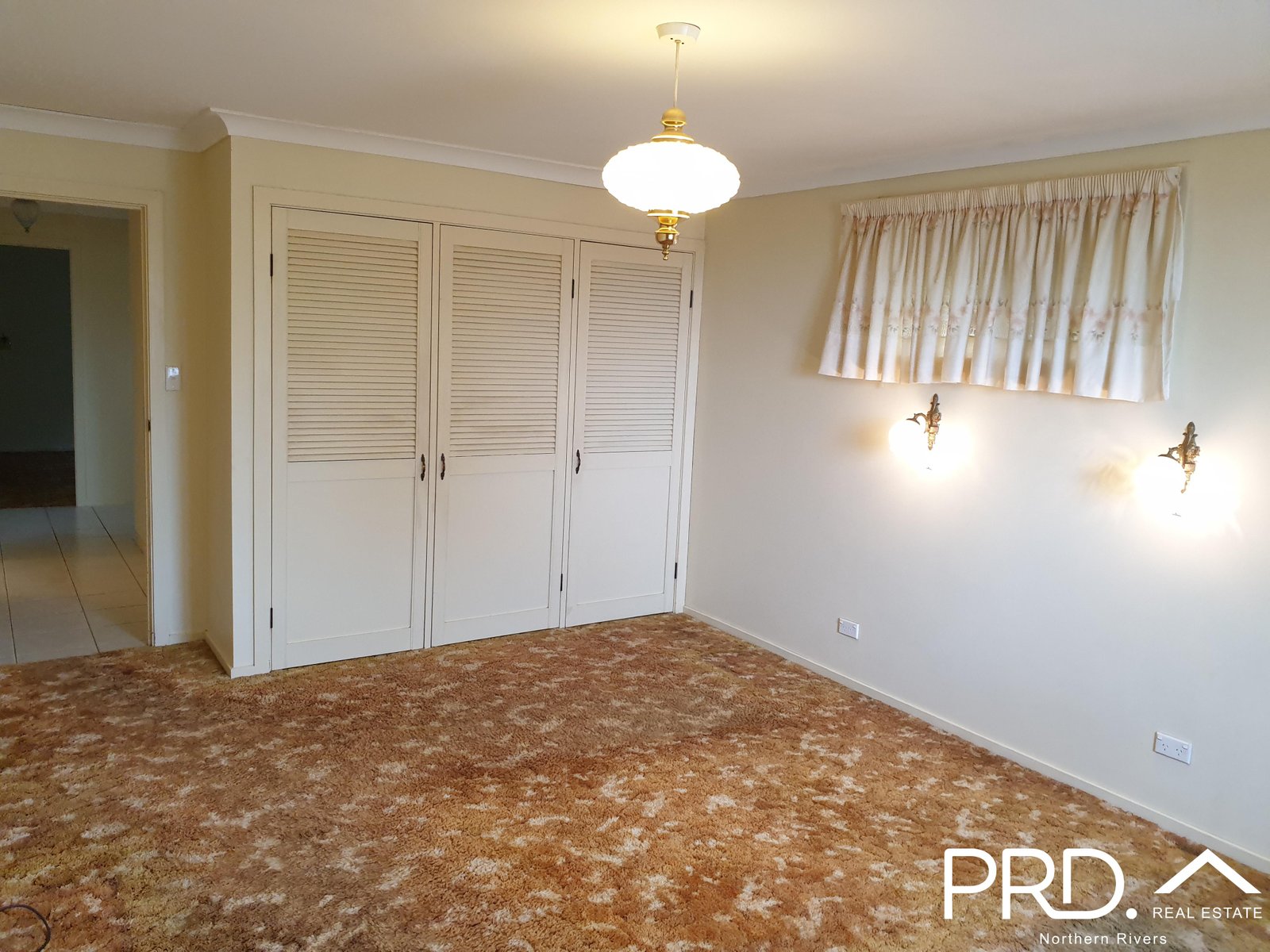 2/14 Andrews Crescent GOONELLABAH 8