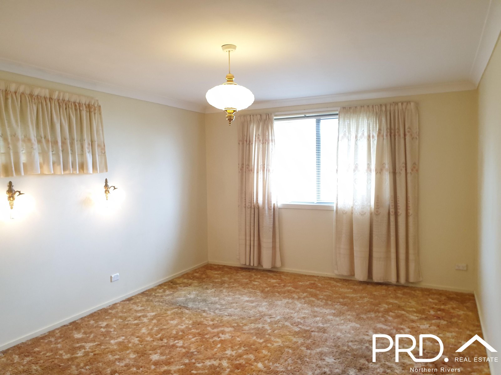 2/14 Andrews Crescent GOONELLABAH 9