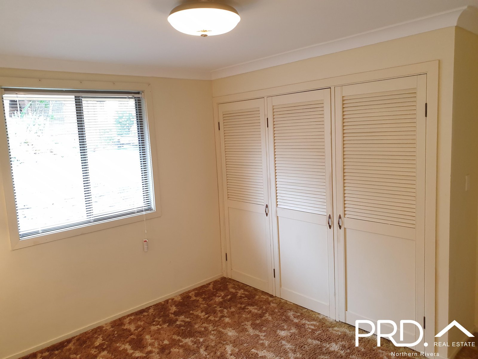 2/14 Andrews Crescent GOONELLABAH 11