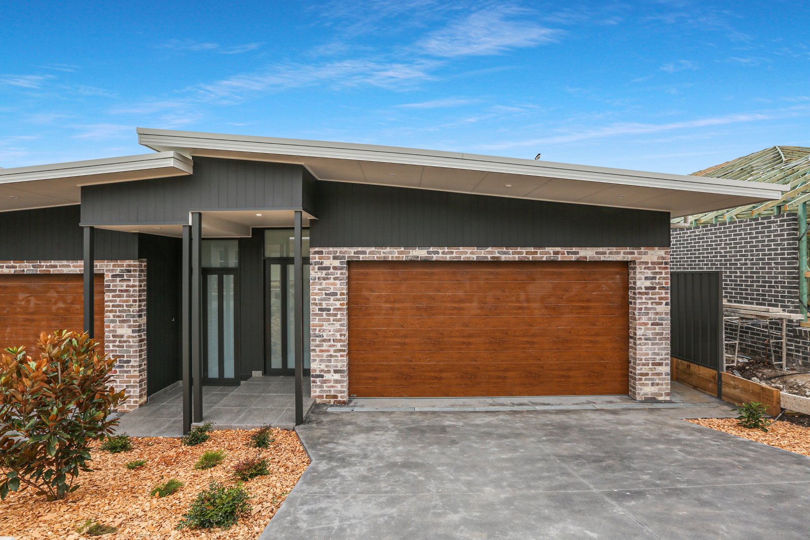 2/14 Brae Road ALBION PARK 2