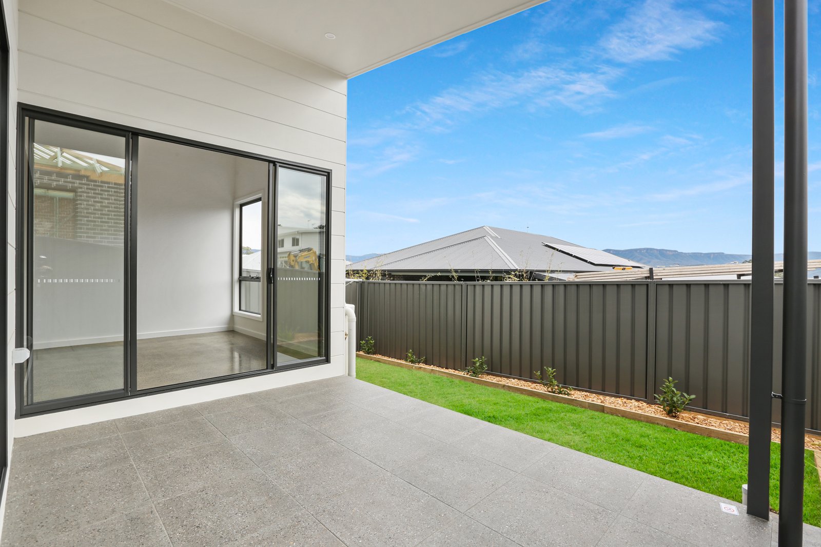 2/14 Brae Road ALBION PARK 8