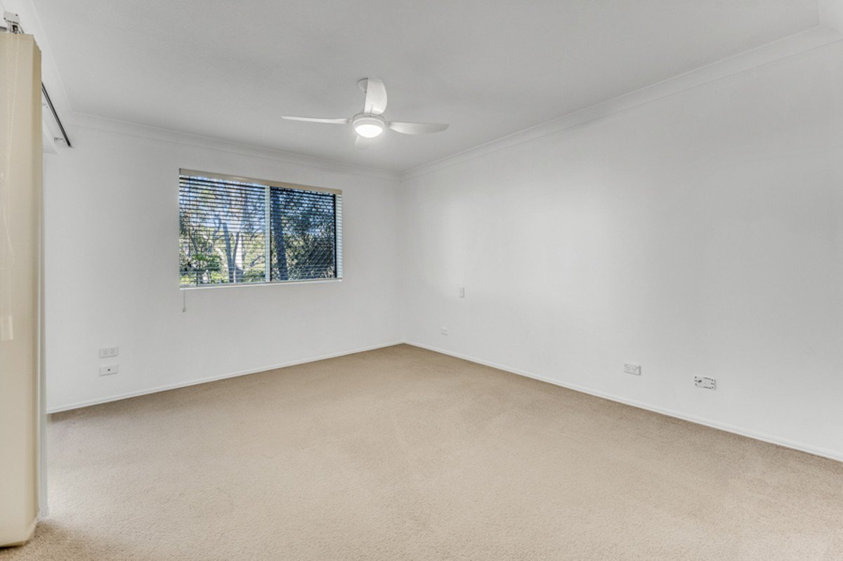 2/14 Brakes Street Burleigh Heads 6