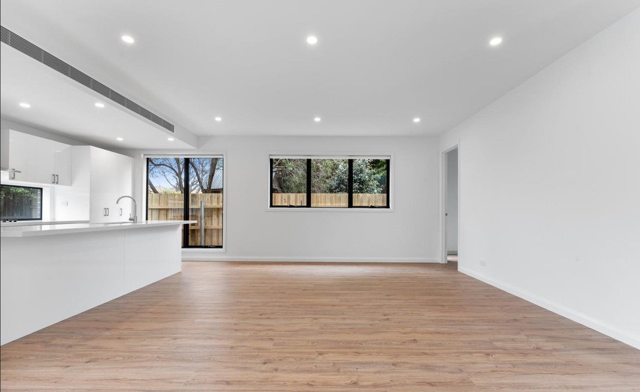 Gallery: 2/14 Centre Dandenong Road