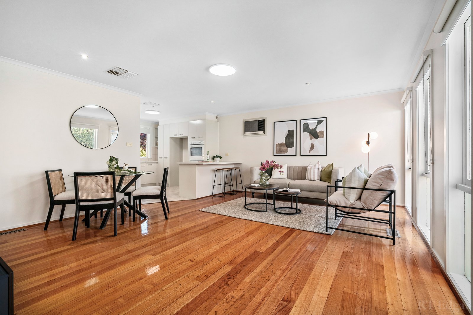 Real Estate and Property in 2/14 Dunoon Street, Doncaster, VIC