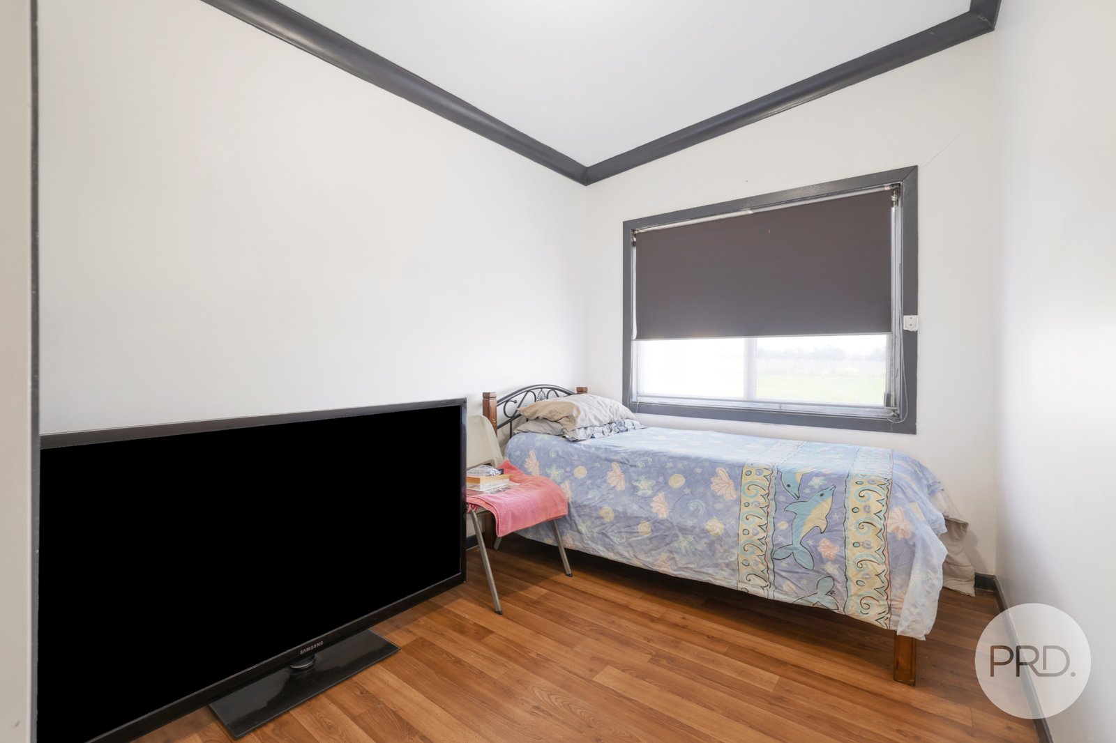 2/14 Edward Street BREEZA 9