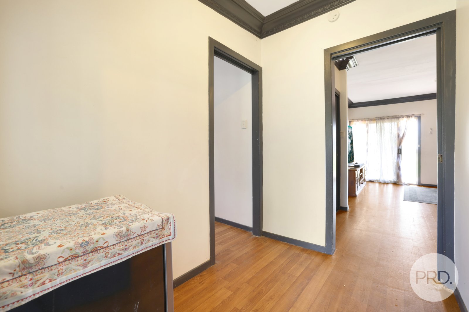 2/14 Edward Street BREEZA 10