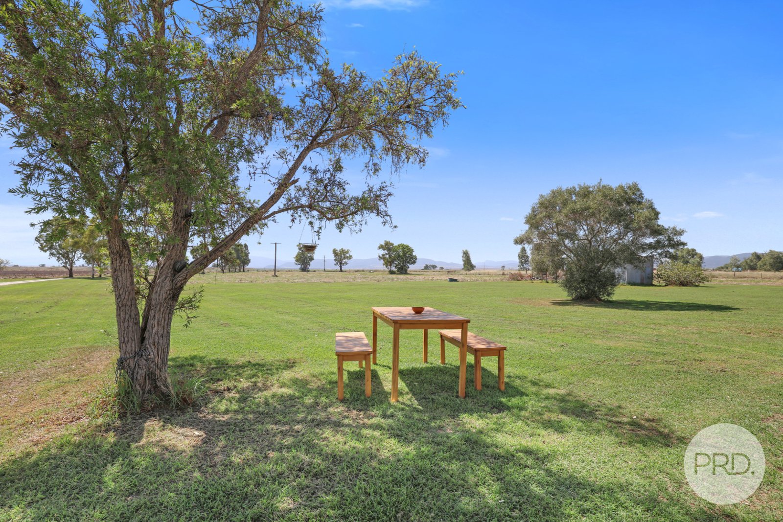 2/14 Edward Street BREEZA 15