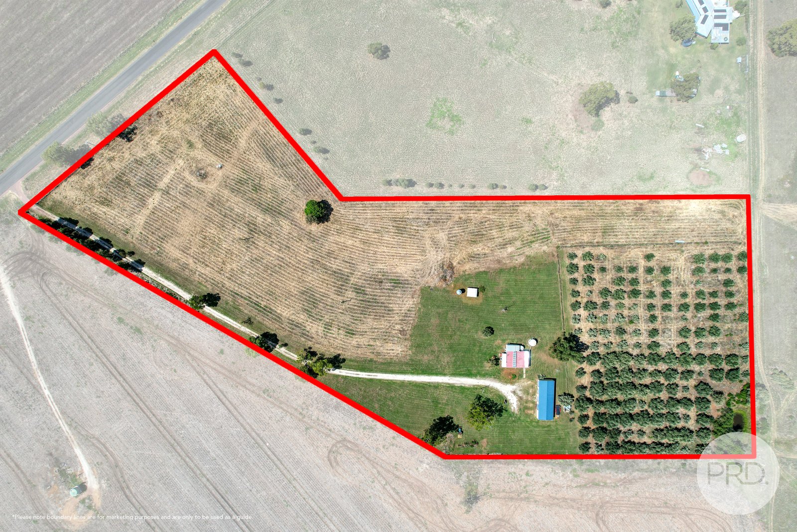 2/14 Edward Street BREEZA 20