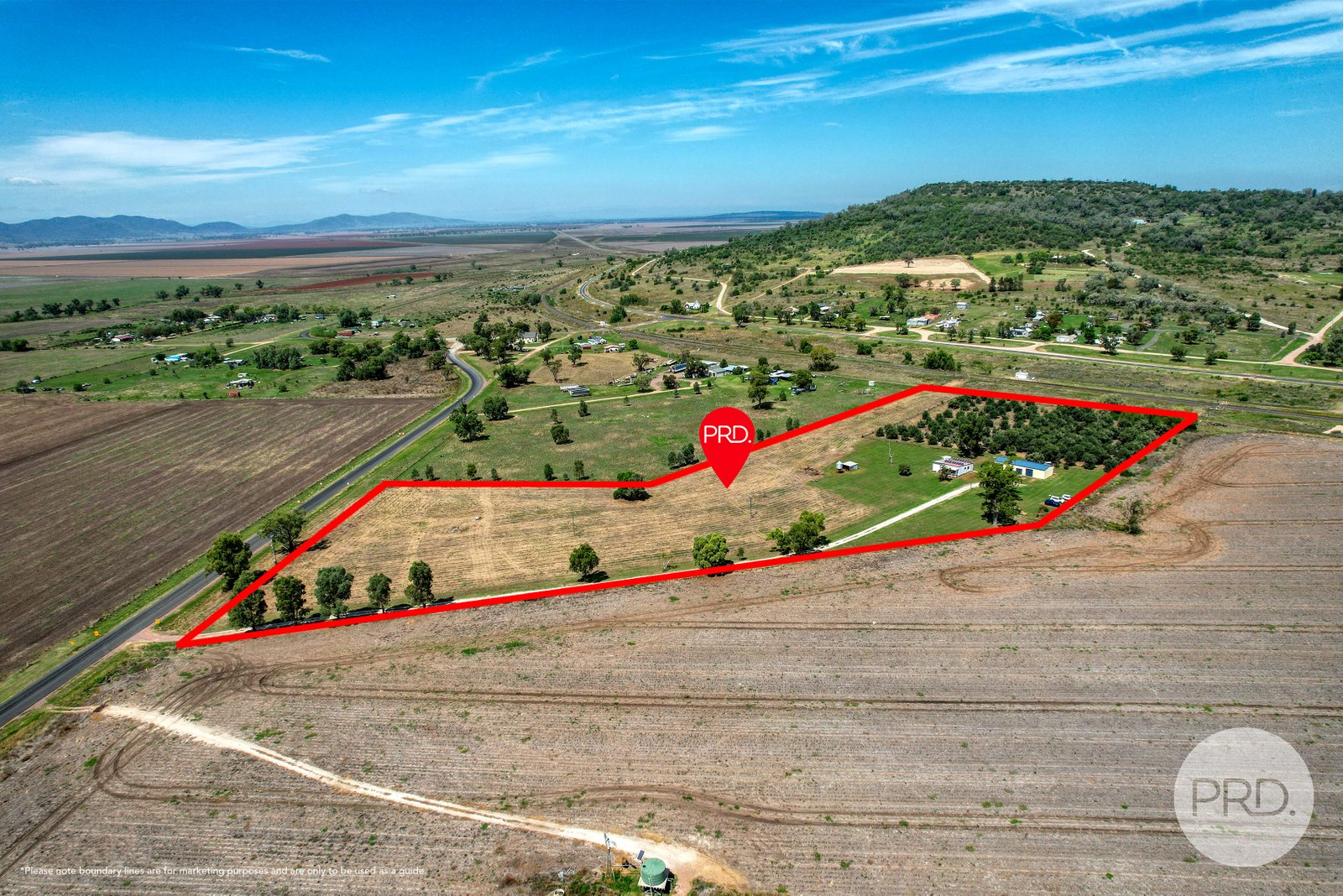 2/14 Edward Street BREEZA 23