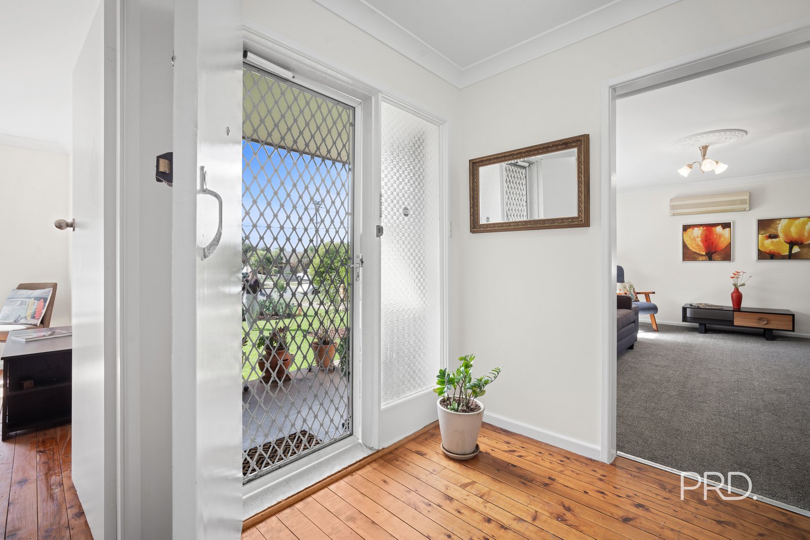 214 Fernleigh Road ASHMONT 12