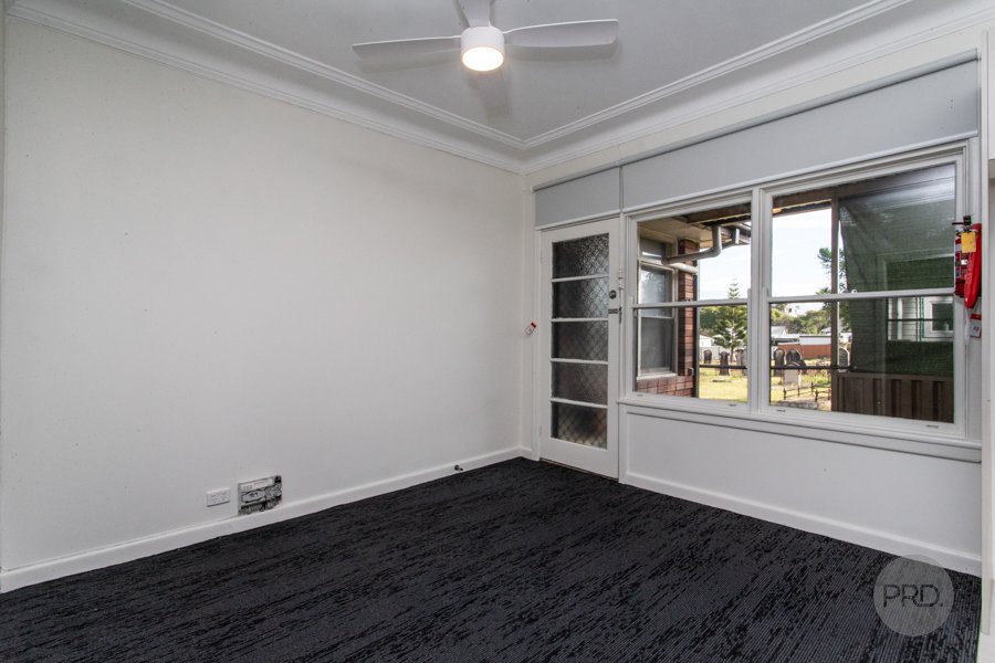 2/14 Fulton Street PENRITH 4