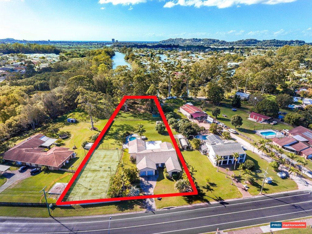 214 Galleon Way CURRUMBIN WATERS 1