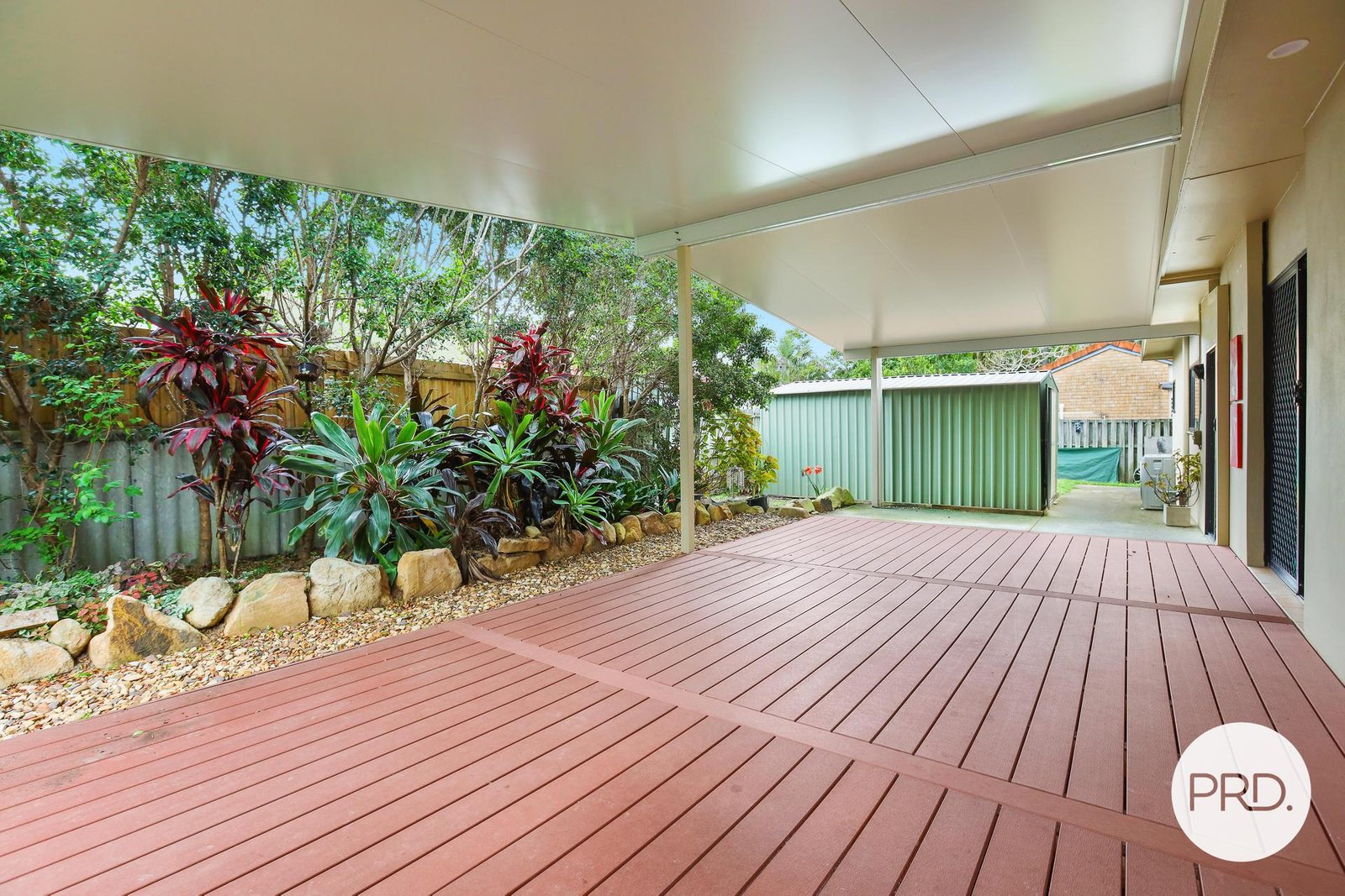 2/14 Judith Avenue SOUTHPORT 9