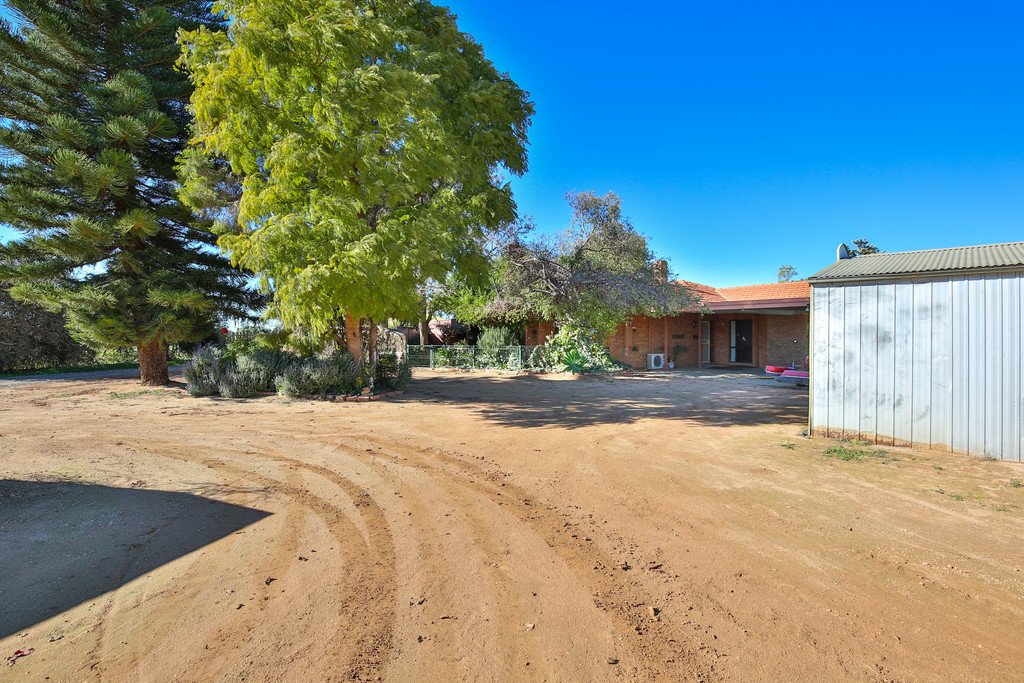 214 Koorlong Avenue NICHOLS POINT 16