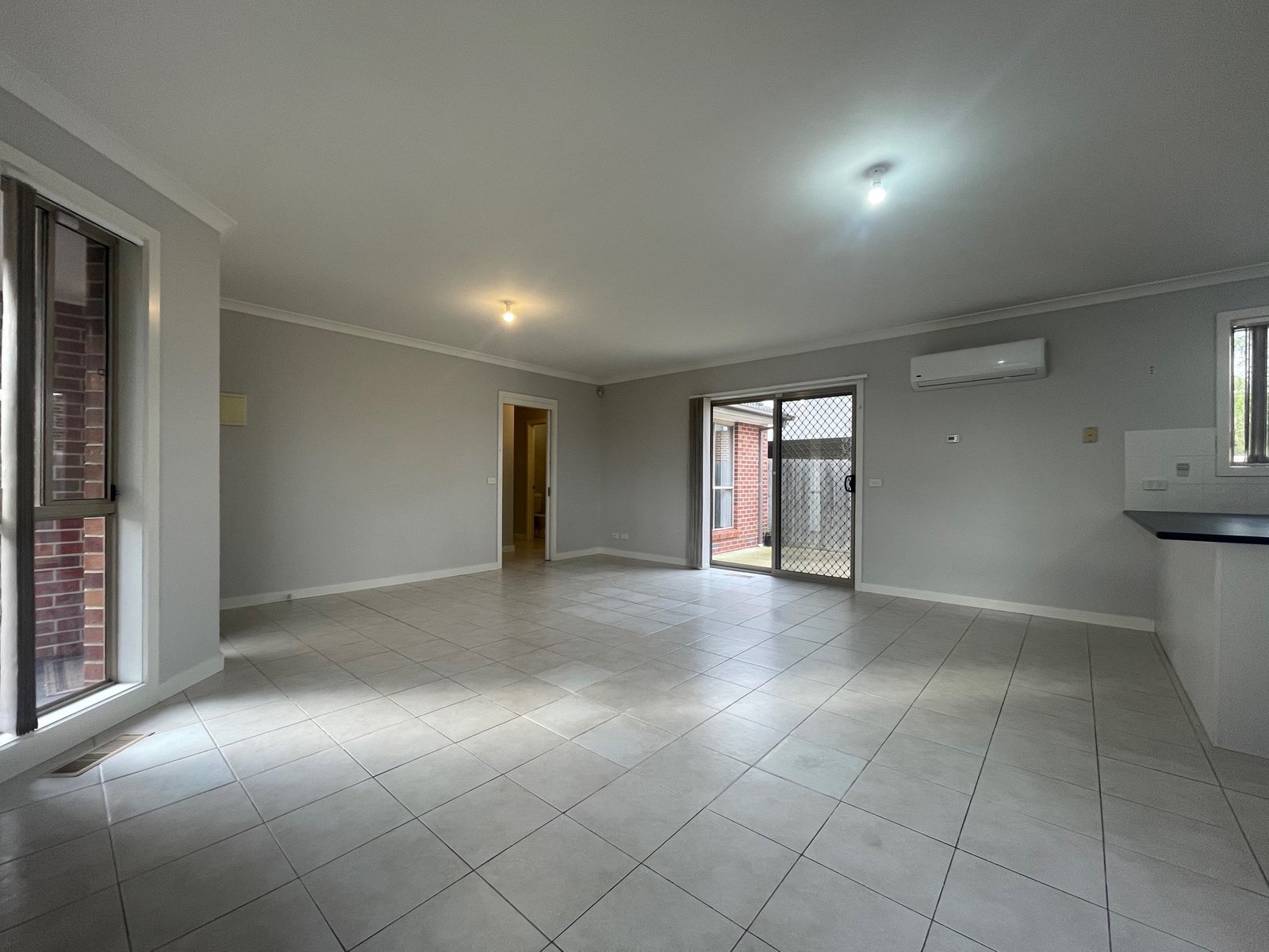 Gallery: 2/14 Manoon Road