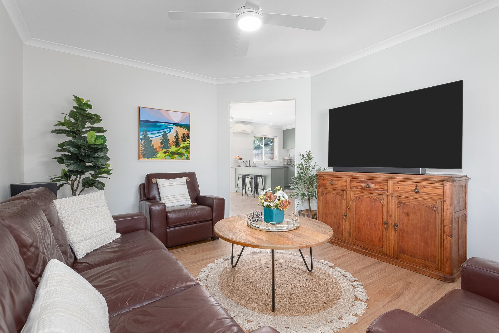 Gallery: 2/14 Meadowvale Drive