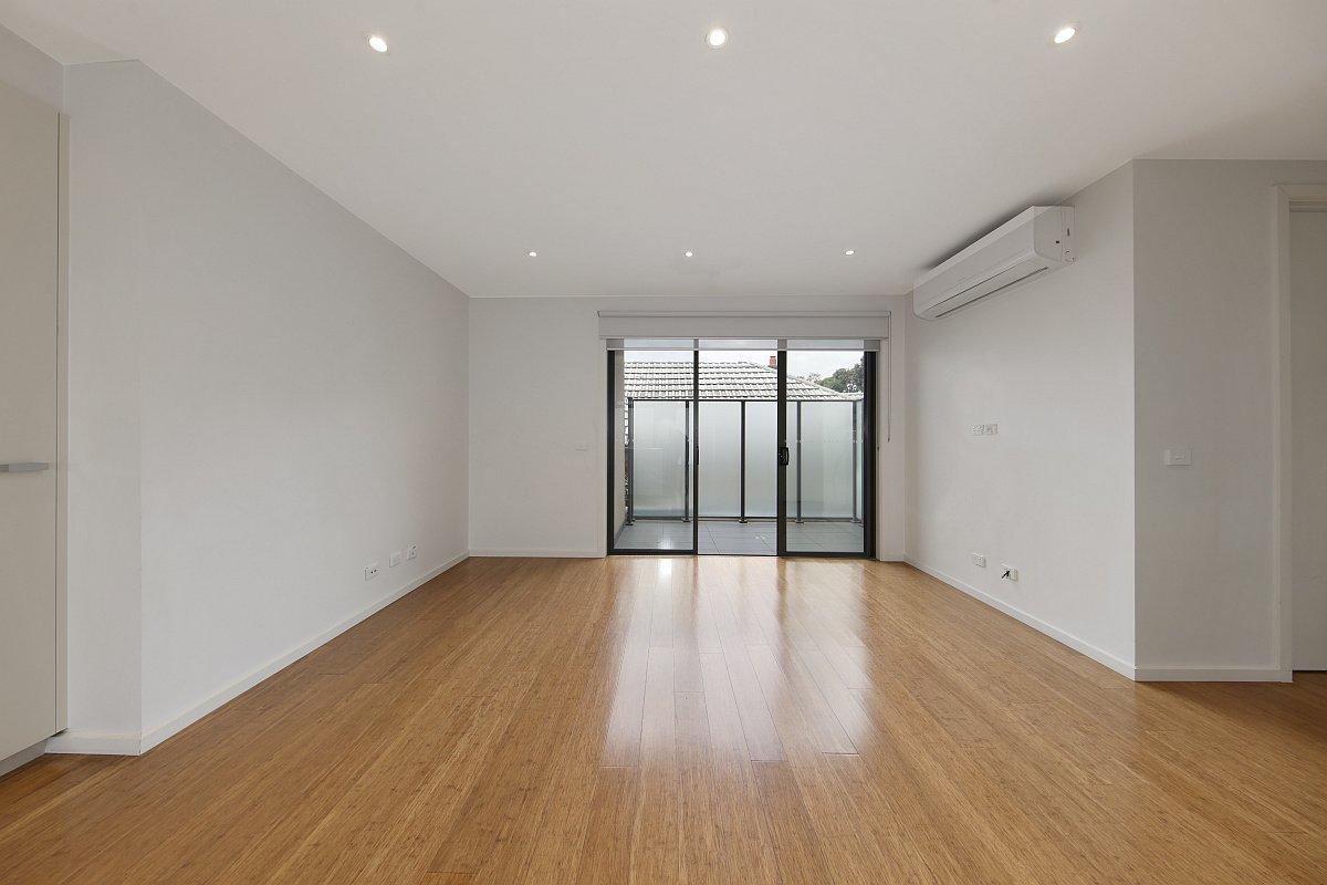 Gallery: 2/14 Nepean Highway