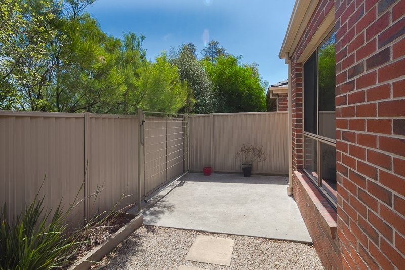 2/14 Parkgate Drive SEBASTOPOL 11