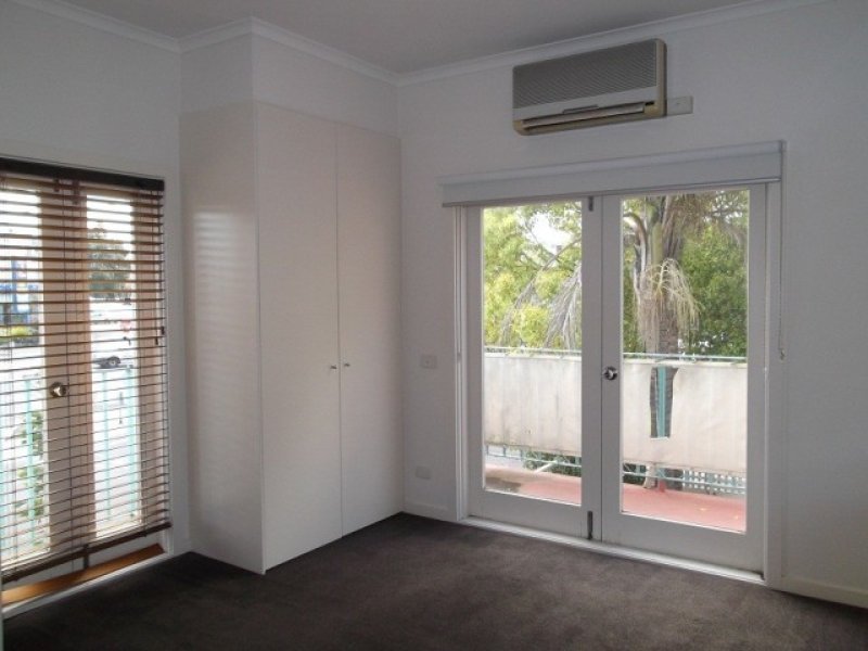 Gallery: 214 Pickles Street