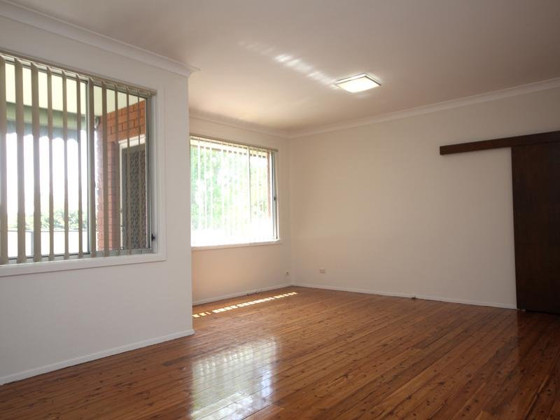 2/14 Regent Street BEXLEY 3