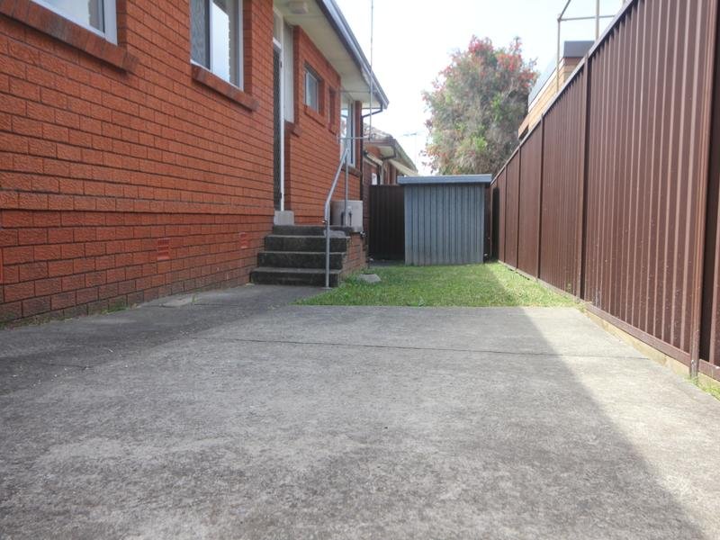 2/14 Regent Street BEXLEY 8