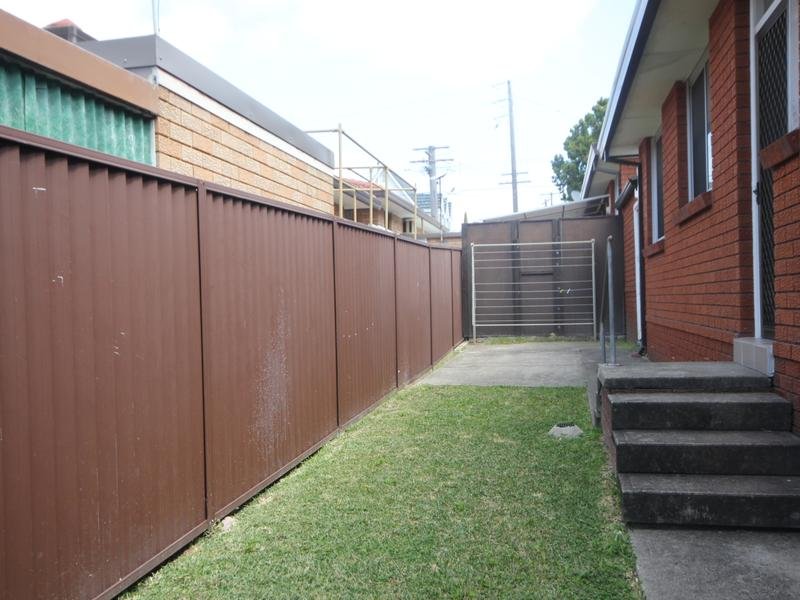 2/14 Regent Street BEXLEY 9