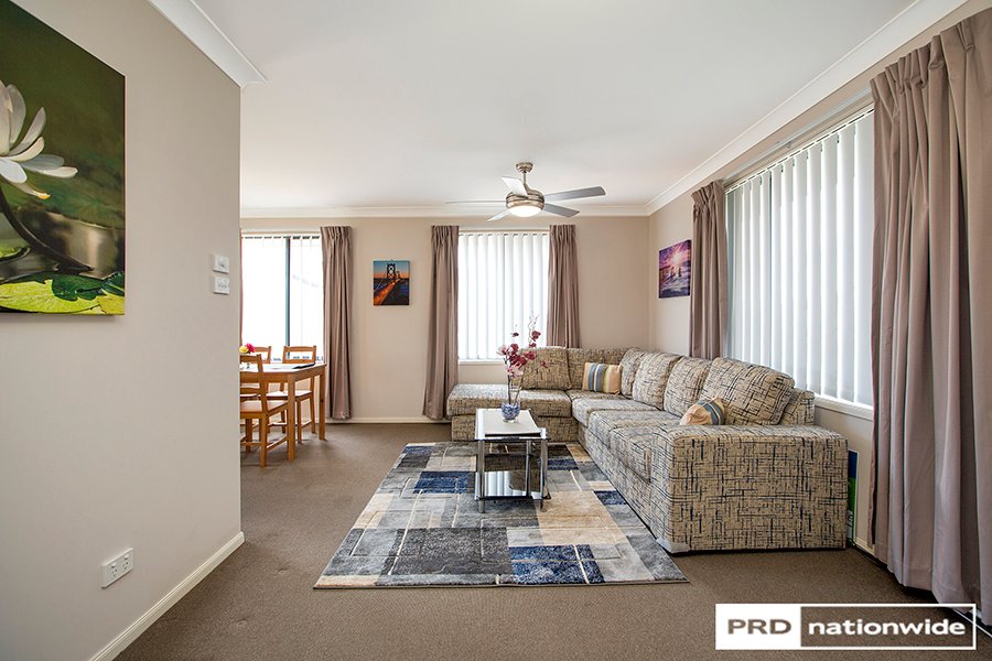 2/14 Rosella Avenue TAMWORTH 3