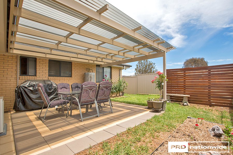 2/14 Rosella Avenue TAMWORTH 15